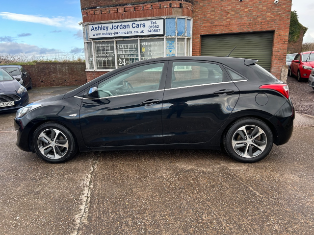 2015 Hyundai i30 1.4 Blue Drive SE 5dr, LOW MILEAGE