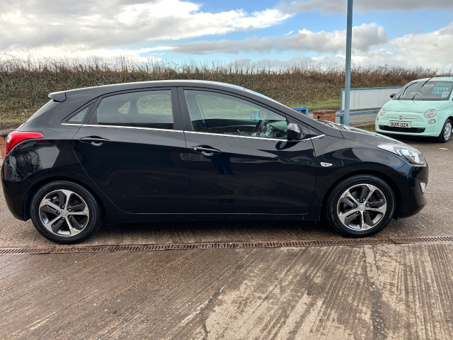 2015 Hyundai i30 1.4 Blue Drive SE 5dr, LOW MILEAGE