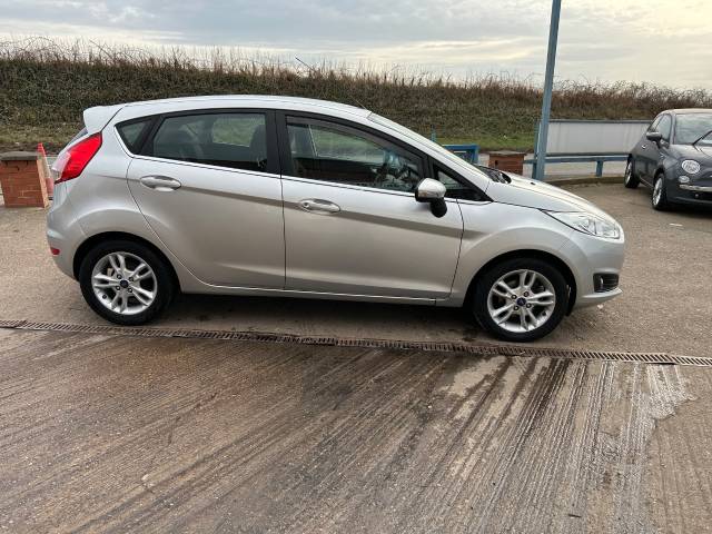 2015 Ford Fiesta 1.25 82 Zetec 5dr LOW MILEAGE, SAME OWNER LAST 5 YEARS, £35 ROAD TAX