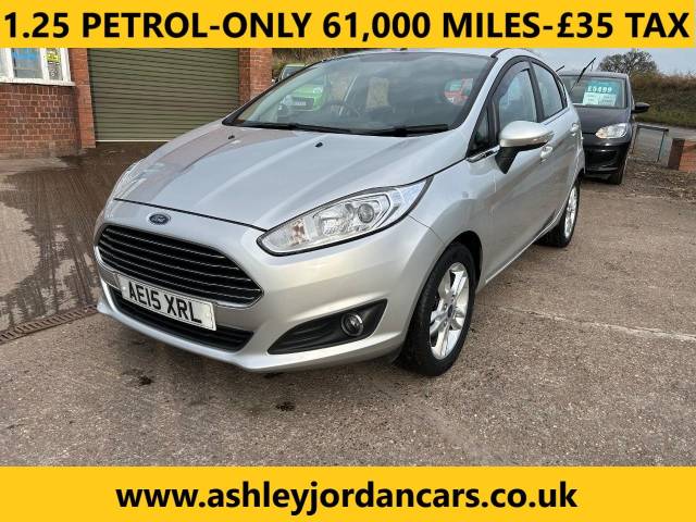 Ford Fiesta 1.25 82 Zetec 5dr LOW MILEAGE, SAME OWNER LAST 5 YEARS, £35 ROAD TAX Hatchback Petrol Silver
