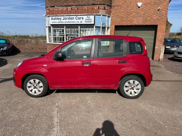 2013 Fiat Panda 1.2 Pop 5dr VERY LOW MILEAGE, LOW ROAD TAX