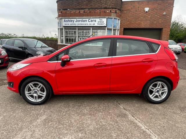 2013 Ford Fiesta 1.25 82 Zetec 5dr LOW MILEAGE, LOW ROAD TAX, FULL CLEAR MOT ANS SERVICE UPON SALE