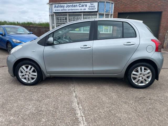 2007 Toyota Yaris 1.3 VVT-i TR 5dr MMT AUTOMATIC-AUTOMATIC, LOW MILEAGE