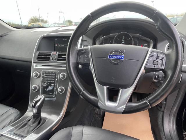 2014 Volvo XC60 2.4 D5 [215] SE Lux Nav 5dr AWD Geartronic