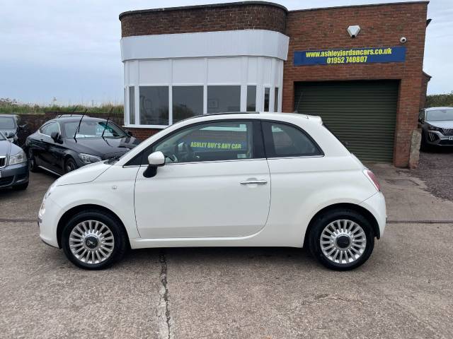 2013 Fiat 500 1.2 Lounge 3dr LOW MILEAGE, £35 TAX,