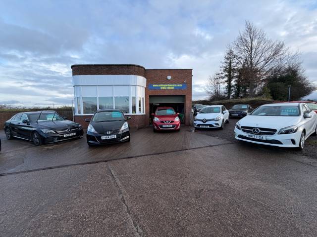 Mazda 3 2.0 Sport Nav 4dr 4 Door Saloon Petrol RED